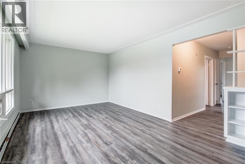 Multi-family for sale at 105 DIXON Street, Rockway, Kitchener, Ontario, photo 22