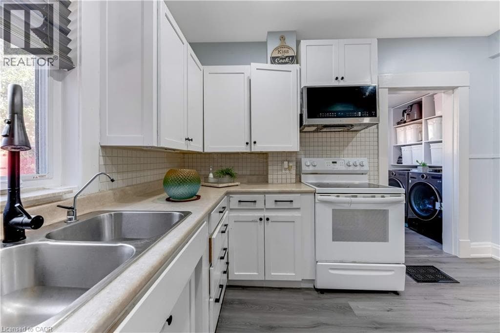 Detached for sale at 116 VICTORIA Avenue, St Andrews Hills, Cambridge, Ontario, photo 11