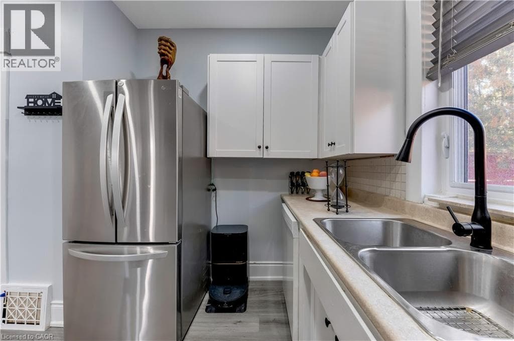 Detached for sale at 116 VICTORIA Avenue, St Andrews Hills, Cambridge, Ontario, photo 10