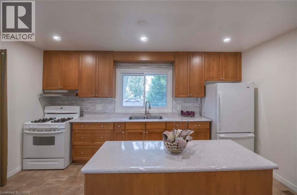 Detached for sale at 11 DUNCAIRN Avenue, Forest Hill, Kitchener, Ontario, photo 9