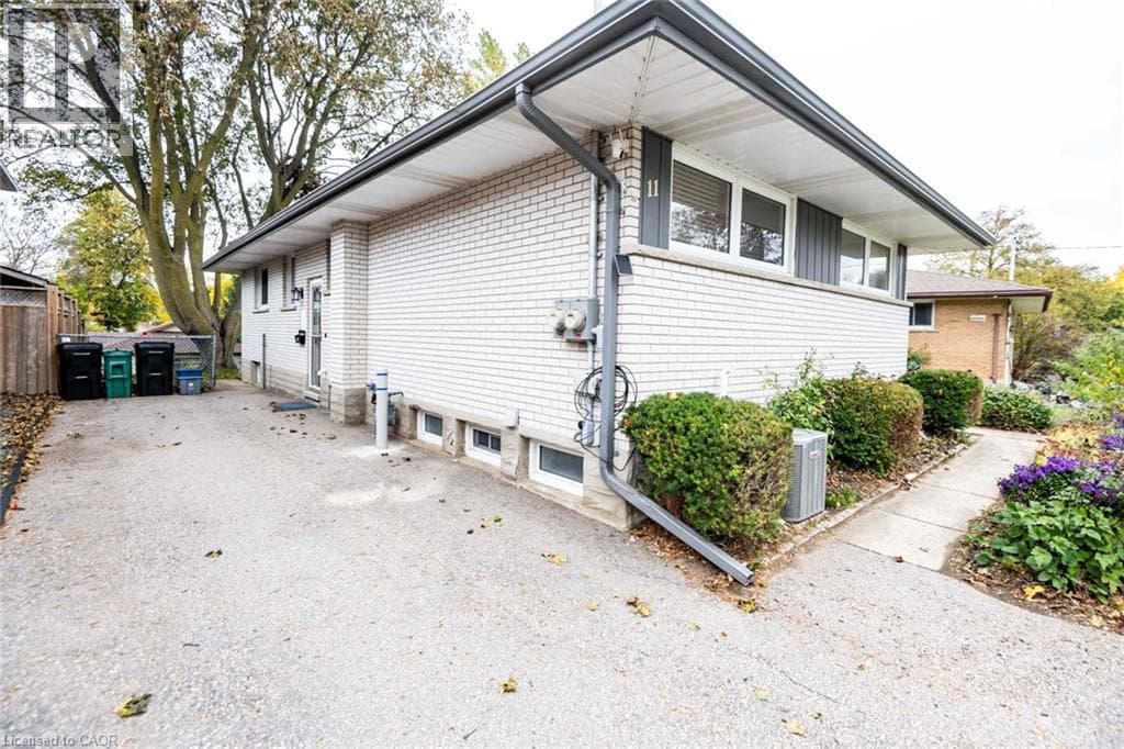 Detached for sale at 11 DUNCAIRN Avenue, Forest Hill, Kitchener, Ontario, photo 4
