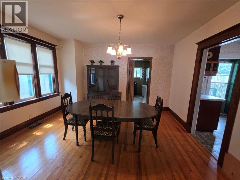 Detached for sale at 20 FAIRVIEW Avenue, King East, Kitchener, Ontario, photo 13