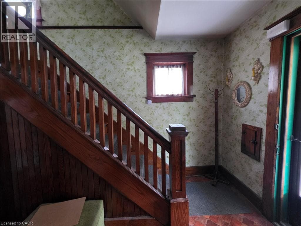 Detached for sale at 20 FAIRVIEW Avenue, King East, Kitchener, Ontario, photo 21