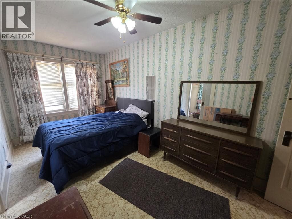 Detached for sale at 20 FAIRVIEW Avenue, King East, Kitchener, Ontario, photo 23