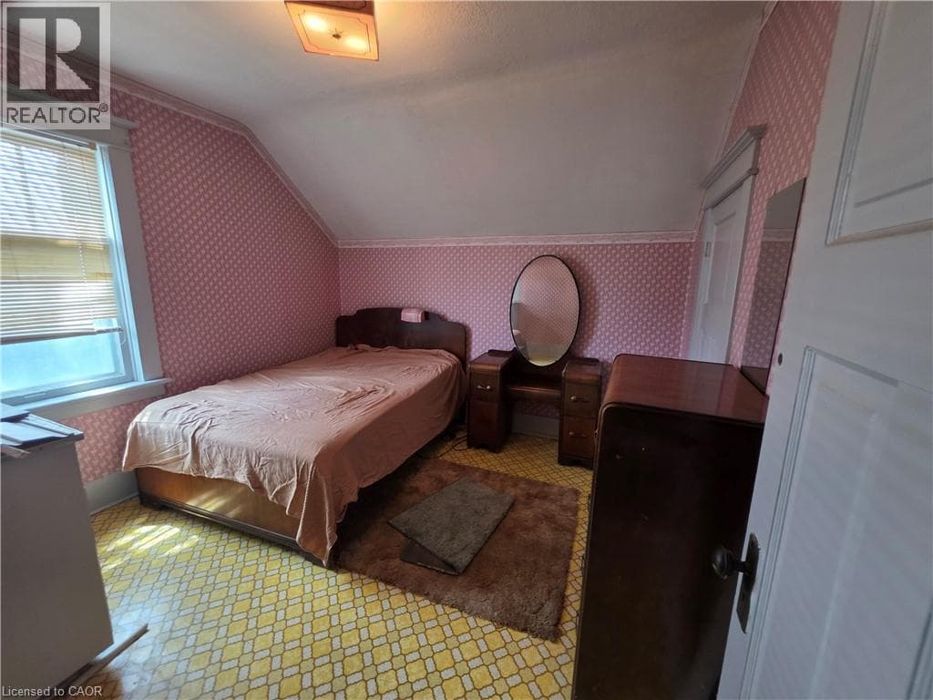 Detached for sale at 20 FAIRVIEW Avenue, King East, Kitchener, Ontario, photo 24