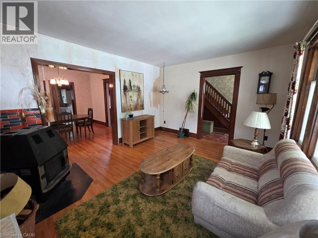 Detached for sale at 20 FAIRVIEW Avenue, King East, Kitchener, Ontario, photo 6