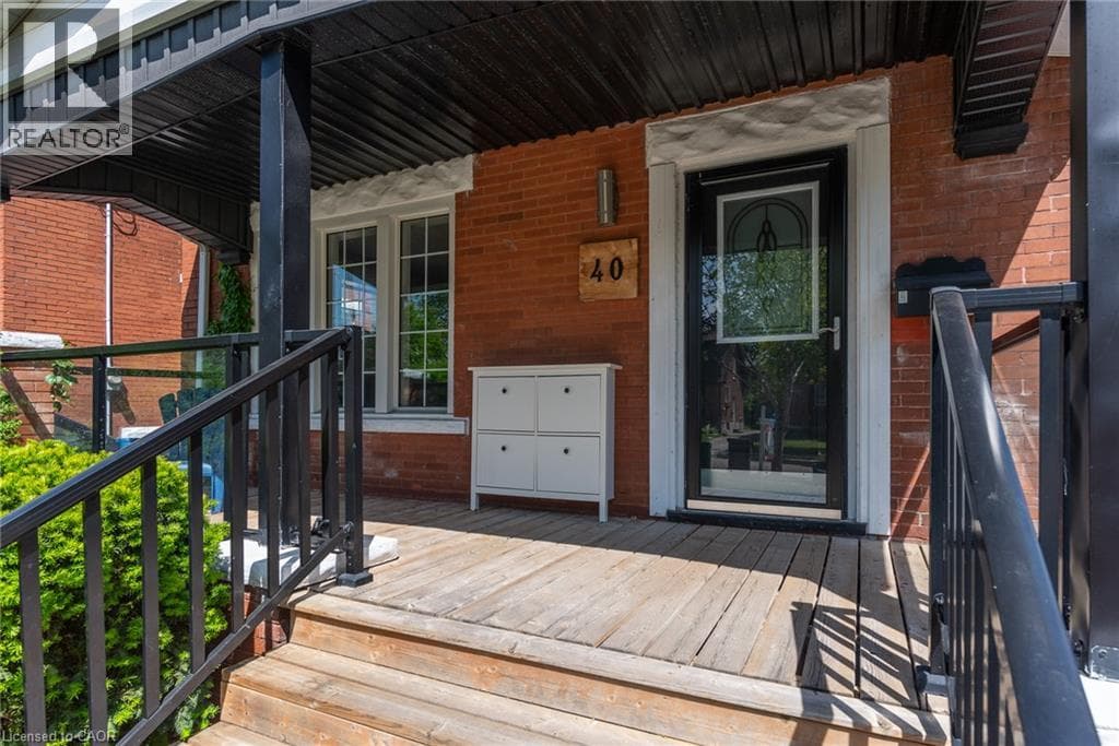 Multi-family for sale at 40 WOODLAND Avenue, Mill Courtland Woodside Park, Kitchener, Ontario, photo 3