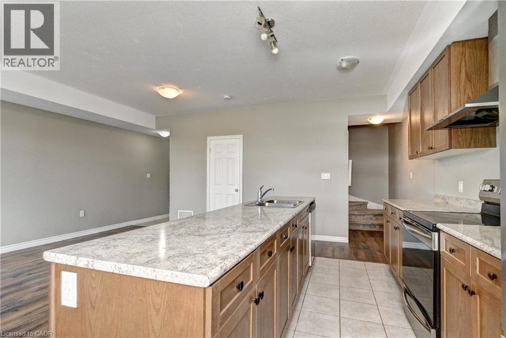 Townhouse for sale at 102 WHEAT Lane, Huron Park, Kitchener, Ontario, photo 16