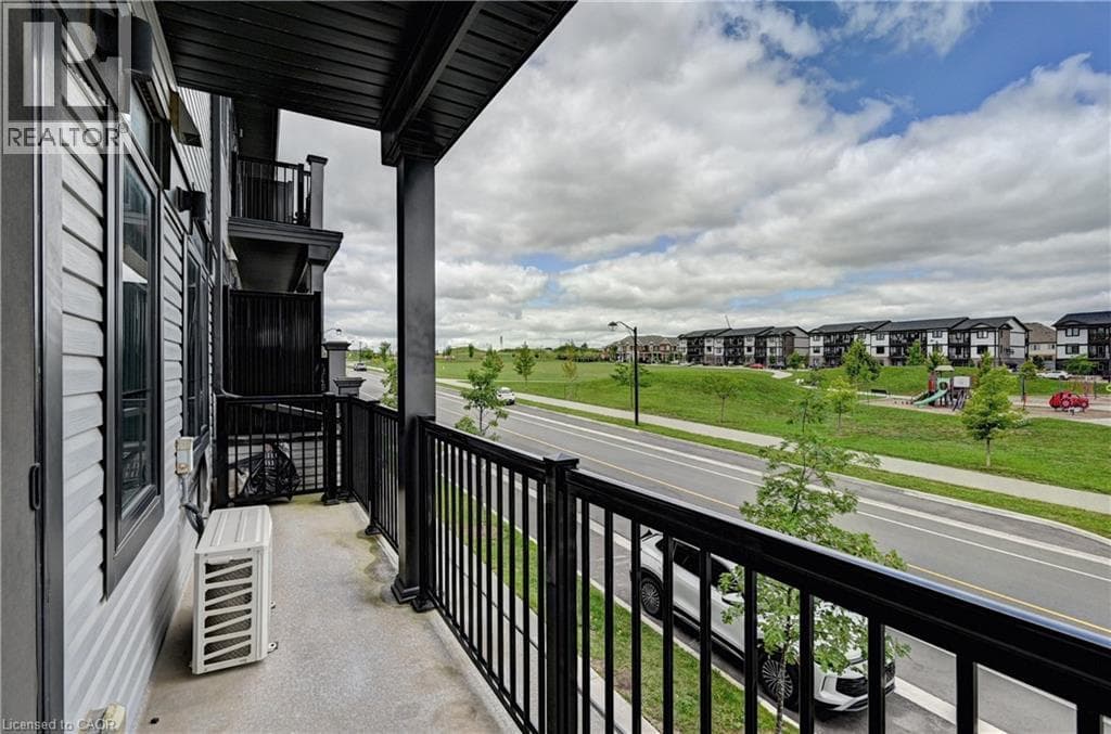 Townhouse for sale at 102 WHEAT Lane, Huron Park, Kitchener, Ontario, photo 9