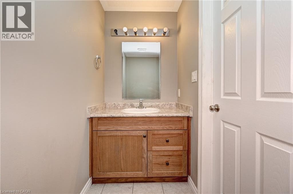 Townhouse for sale at 102 WHEAT Lane, Huron Park, Kitchener, Ontario, photo 18