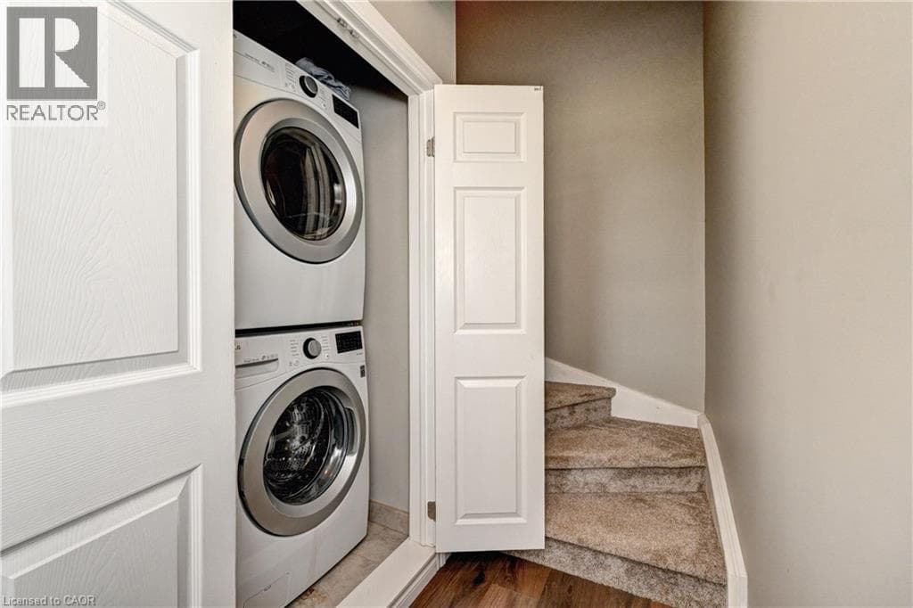Townhouse for sale at 102 WHEAT Lane, Huron Park, Kitchener, Ontario, photo 19