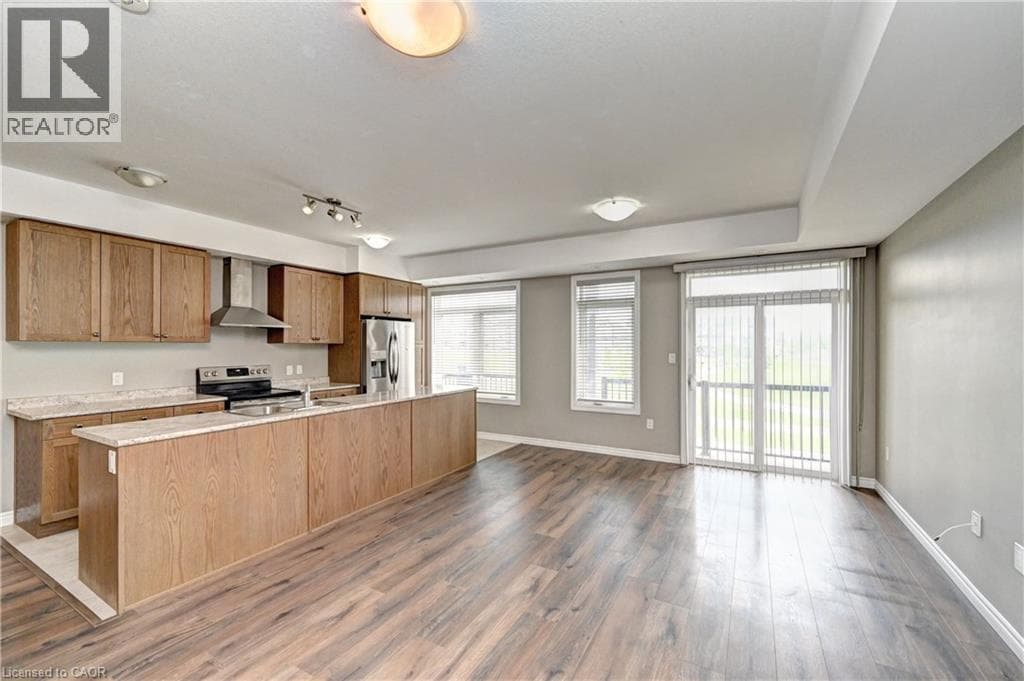 Townhouse for sale at 102 WHEAT Lane, Huron Park, Kitchener, Ontario, photo 6