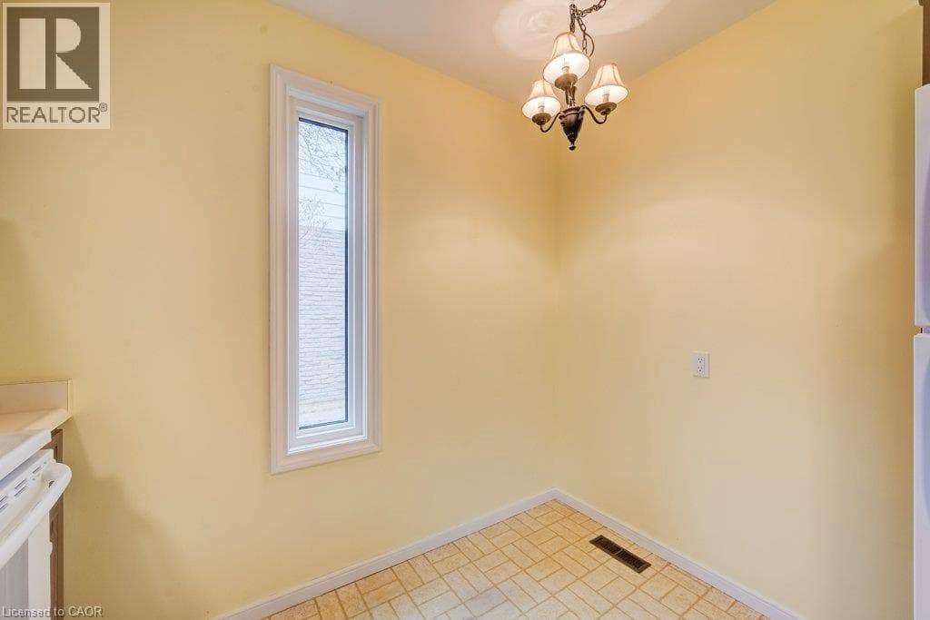 Detached for sale at 165 MCGARRY Drive, Forest Heights, Kitchener, Ontario, photo 15