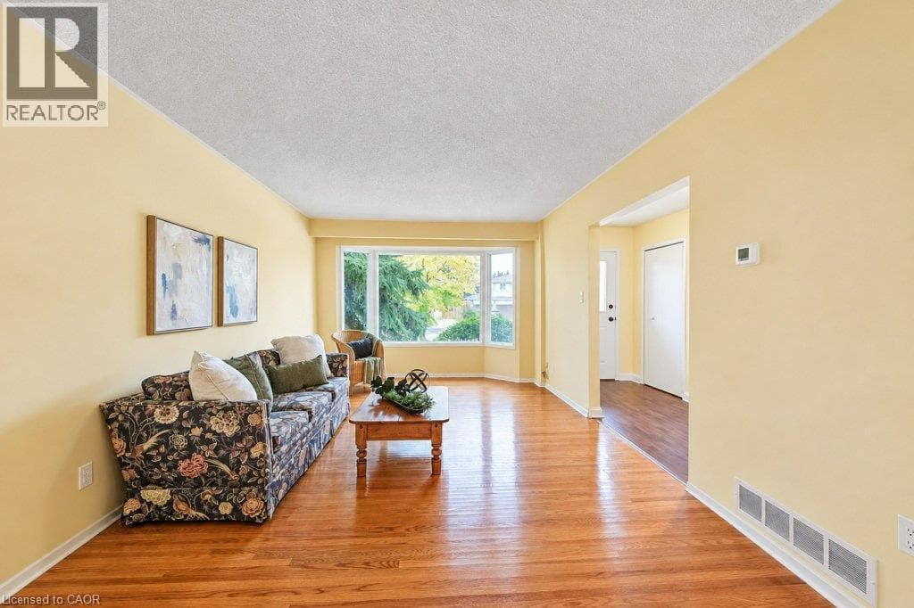 Detached for sale at 165 MCGARRY Drive, Forest Heights, Kitchener, Ontario, photo 8