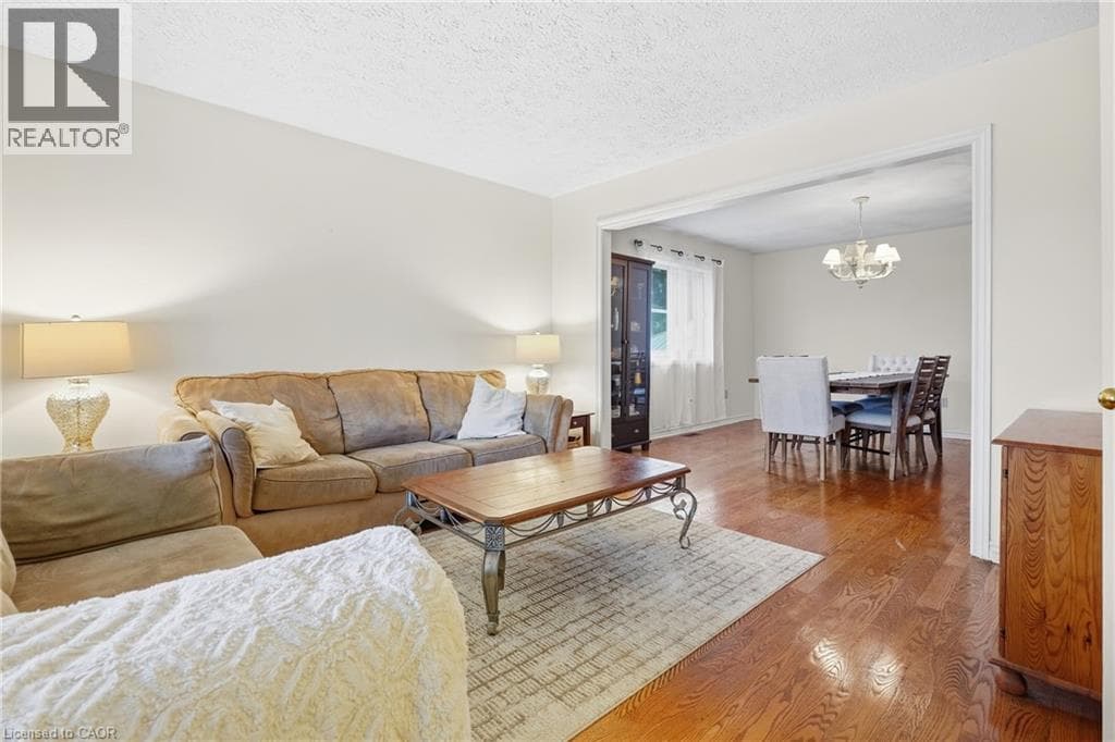 Detached for sale at 76 MADEIRA Crescent, Branchton Park, Cambridge, Ontario, photo 4