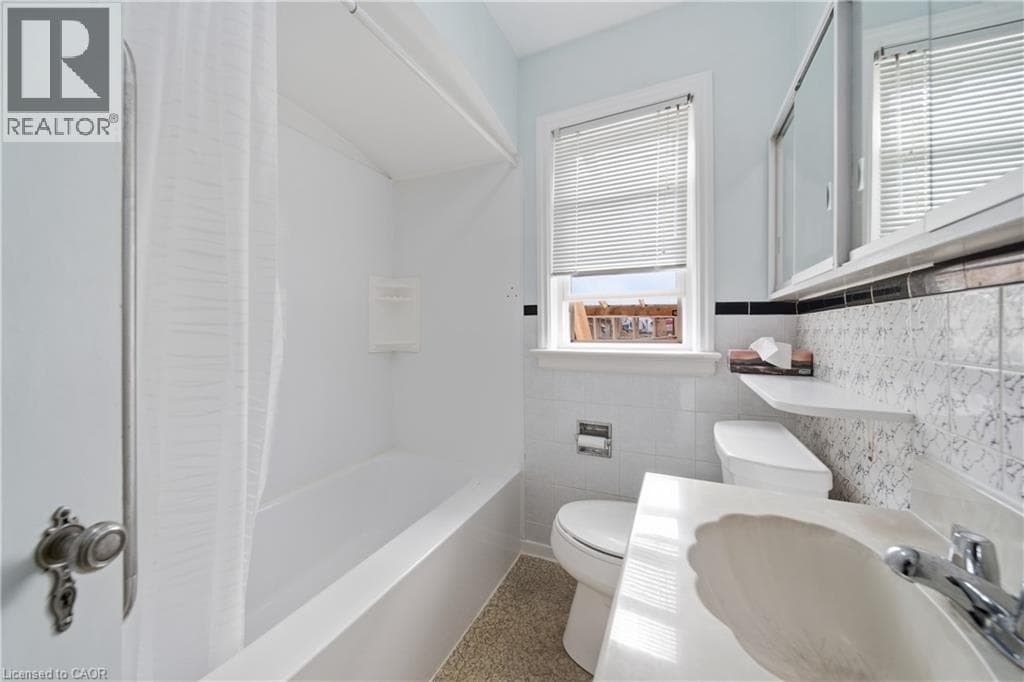 Detached for sale at 147 GLEN Road, Southdale, Kitchener, Ontario, photo 15