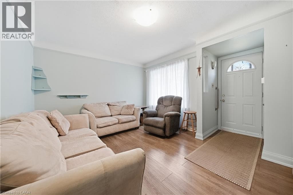Detached for sale at 147 GLEN Road, Southdale, Kitchener, Ontario, photo 5