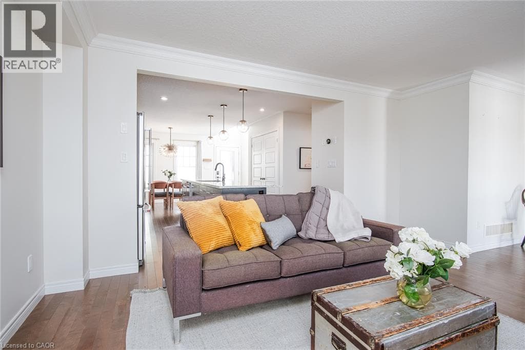 Detached for sale at 290 WILLIAM Street, Elmira, Woolwich, Ontario, photo 4