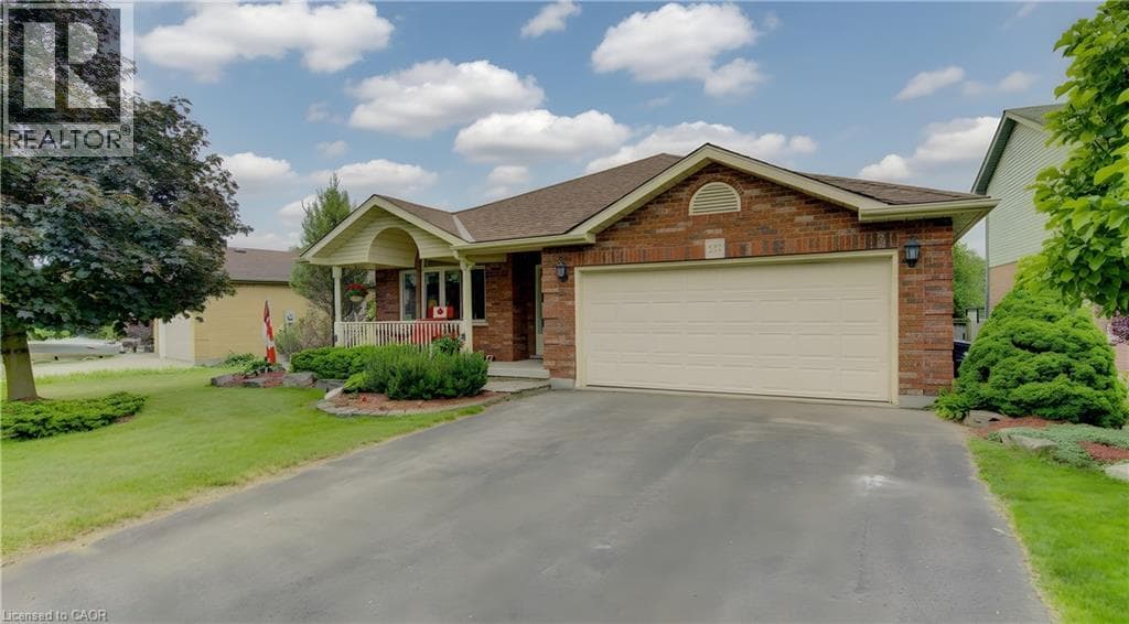 Detached for sale at 599 COLDSTREAM Drive, Conservation Meadows, Waterloo, Ontario, photo 2