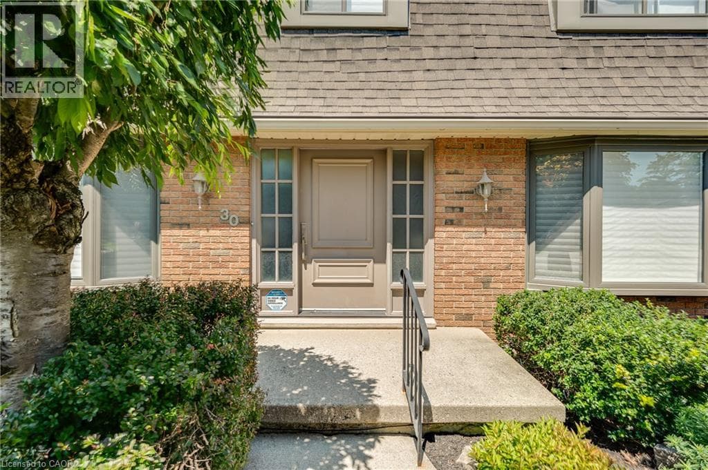 Detached for sale at 30 WESTWOOD Crescent, Southwood, Cambridge, Ontario, photo 5