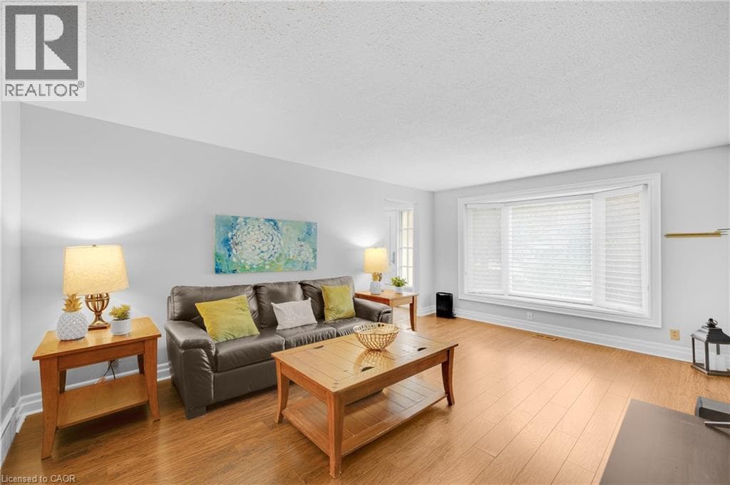 Detached for sale at 30 WESTWOOD Crescent, Southwood, Cambridge, Ontario, photo 9
