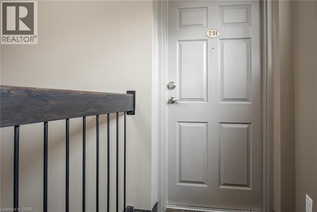 Apartment for sale at 1460 HIGHLAND Road W Unit# 7H, Highland West, Kitchener, Ontario, photo 4