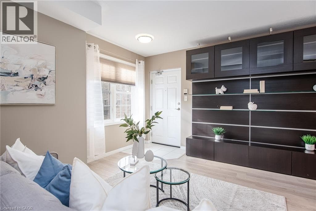 Apartment for sale at 1460 HIGHLAND Road W Unit# 7H, Highland West, Kitchener, Ontario, photo 6