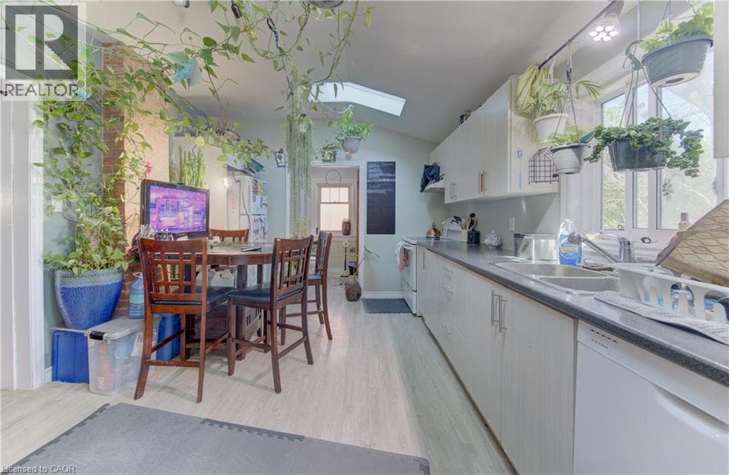 Multi-family for sale at 48 BREITHAUPT Street, Mt. Hope Huron Park, Kitchener, Ontario, photo 16