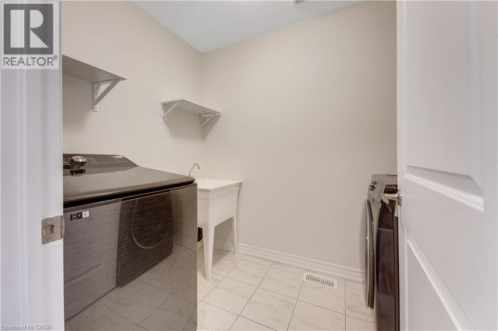 Detached for sale at 106 HALDIMAND Street, Huron Park, Kitchener, Ontario, photo 30