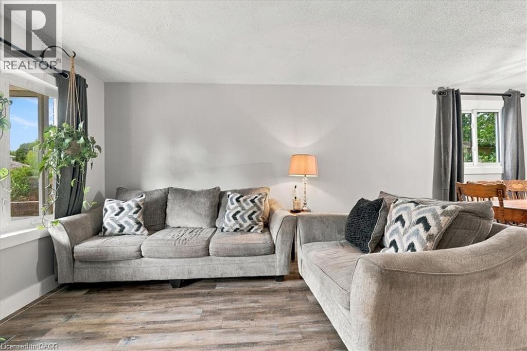 Detached for sale at 18 FOREST GLEN Court, Forest Heights, Kitchener, Ontario, photo 10