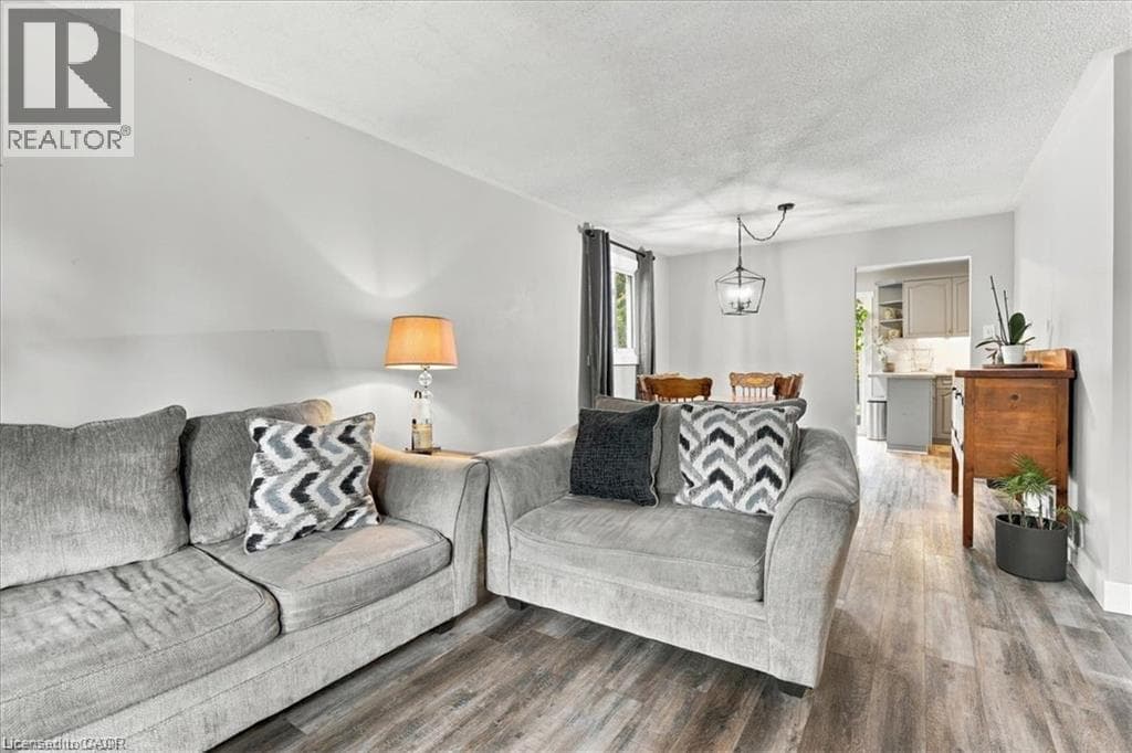 Detached for sale at 18 FOREST GLEN Court, Forest Heights, Kitchener, Ontario, photo 11