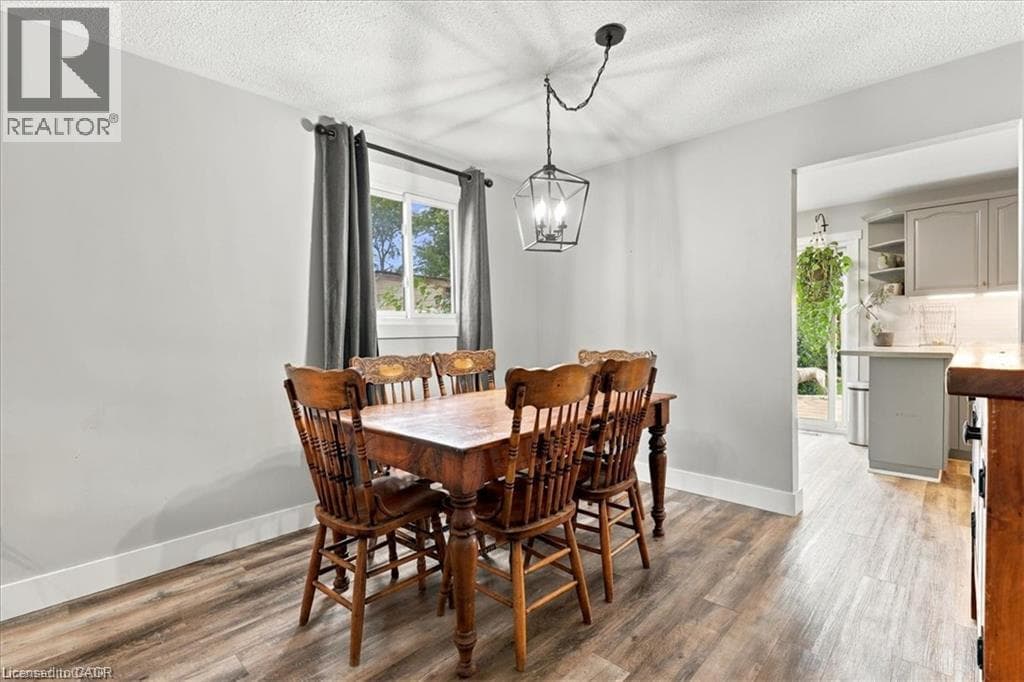 Detached for sale at 18 FOREST GLEN Court, Forest Heights, Kitchener, Ontario, photo 13