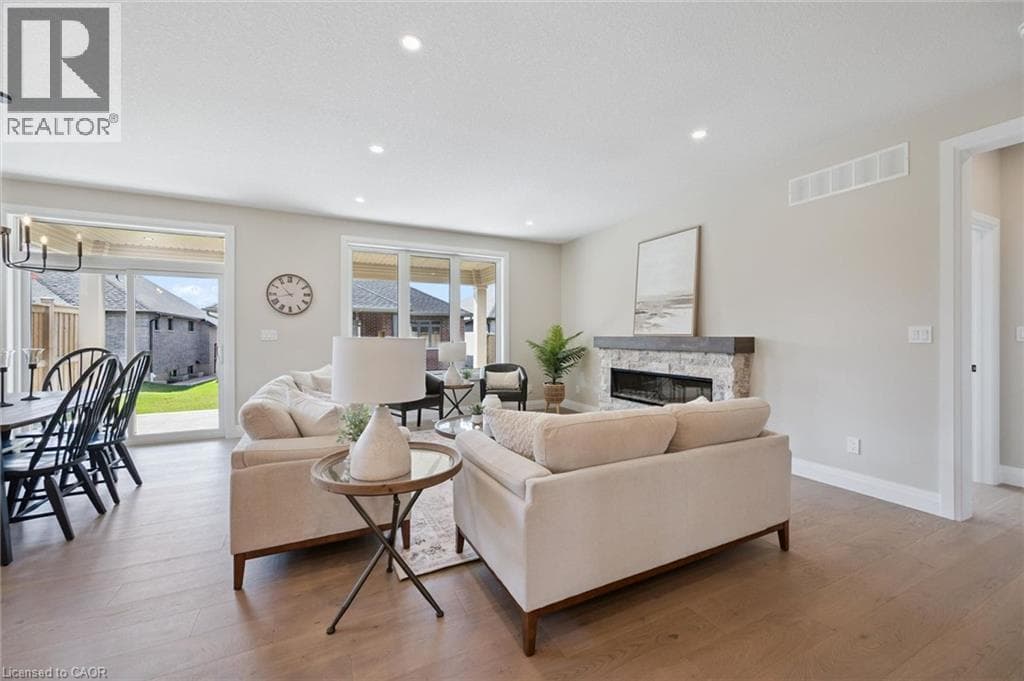 Detached for sale at 79 SOUTH PARKWOOD Boulevard, Elmira, Woolwich, Ontario, photo 8