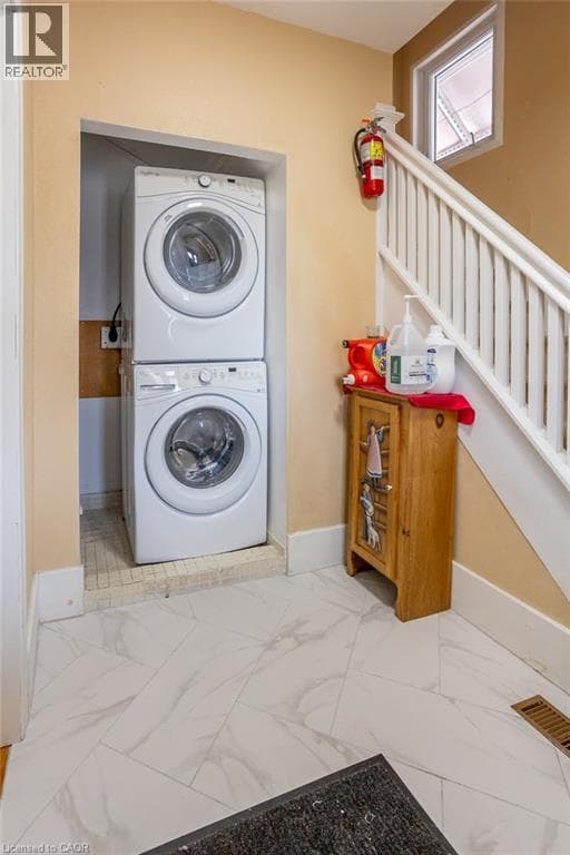 Multi-family for sale at 118 STRANGE Street, Cherry Hill, Kitchener, Ontario, photo 22
