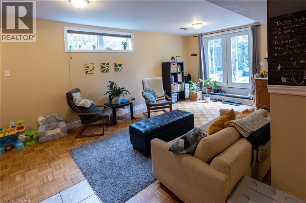 Multi-family for sale at 118 STRANGE Street, Cherry Hill, Kitchener, Ontario, photo 24