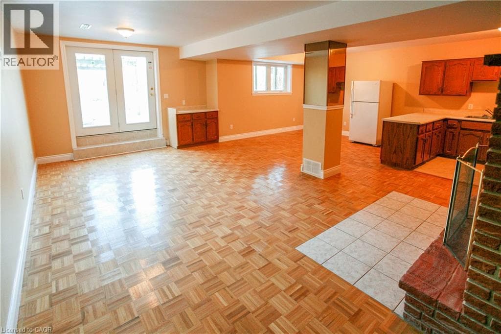 Multi-family for sale at 118 STRANGE Street, Cherry Hill, Kitchener, Ontario, photo 17
