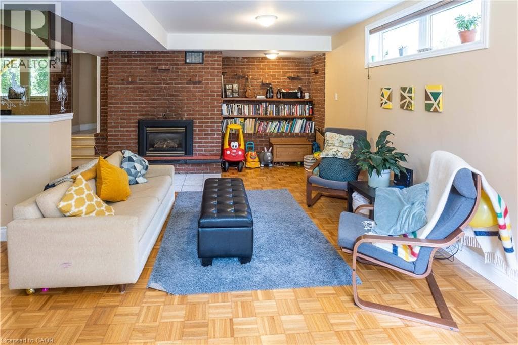 Multi-family for sale at 118 STRANGE Street, Cherry Hill, Kitchener, Ontario, photo 23