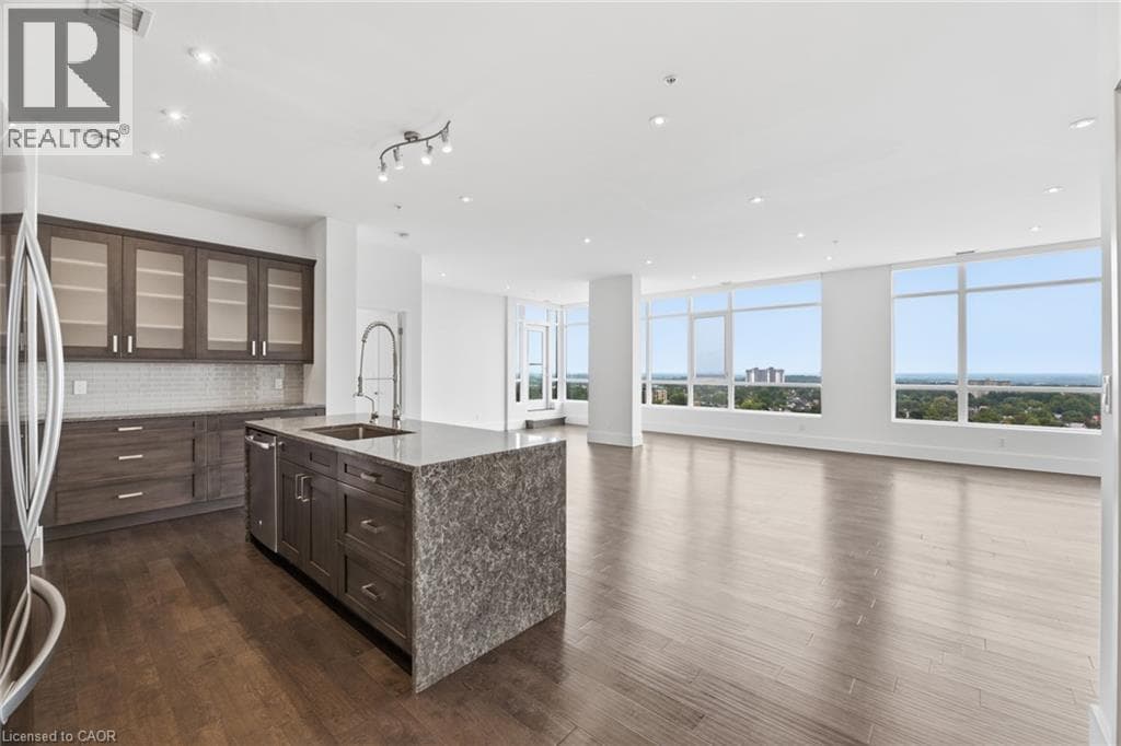 Apartment for sale at 1 VICTORIA Street Unit# 1902, Downtown Kitchener, Kitchener, Ontario, photo 8