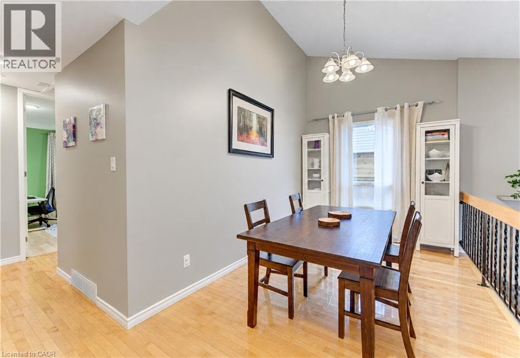 Detached for sale at 102 TOYNBEE Crescent, Forest Heights, Kitchener, Ontario, photo 17