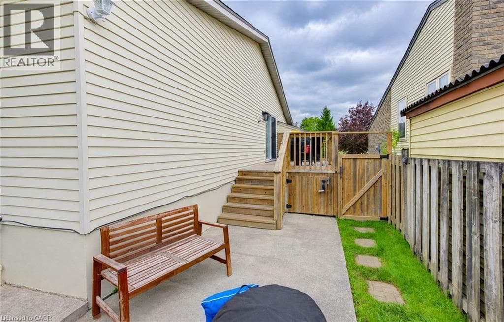 Detached for sale at 102 TOYNBEE Crescent, Forest Heights, Kitchener, Ontario, photo 37