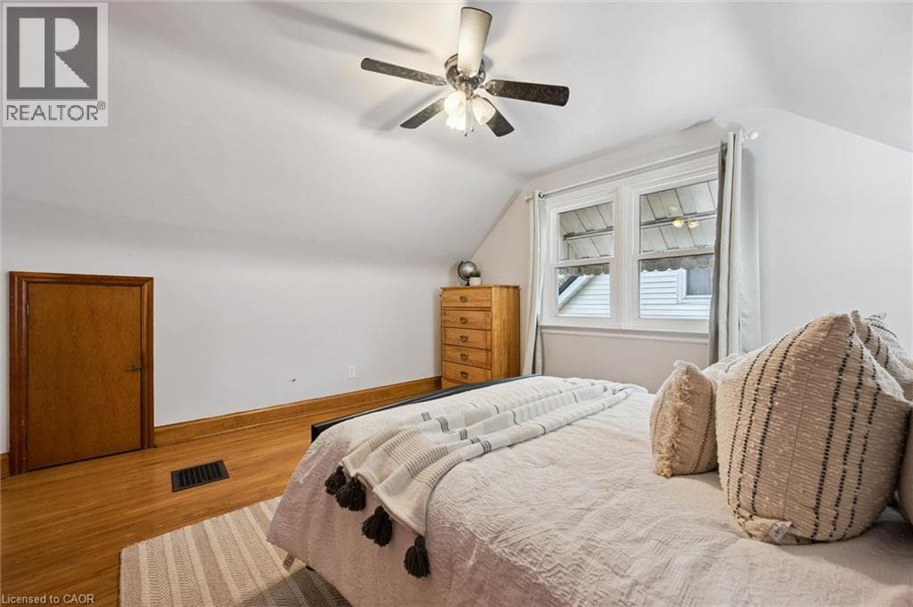 Detached for sale at 35 ACACIA Street, Mill Courtland Woodside Park, Kitchener, Ontario, photo 13