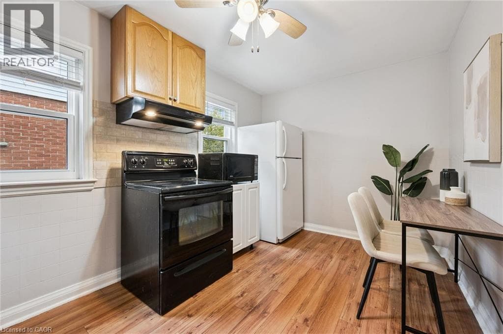 Detached for sale at 35 ACACIA Street, Mill Courtland Woodside Park, Kitchener, Ontario, photo 7