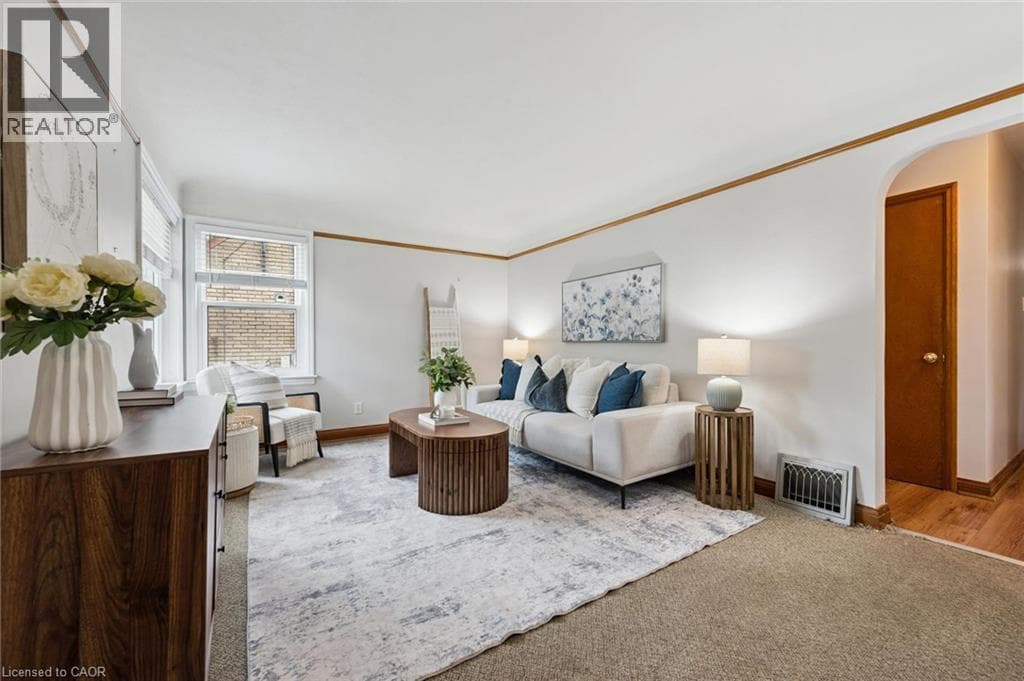 Detached for sale at 35 ACACIA Street, Mill Courtland Woodside Park, Kitchener, Ontario, photo 4