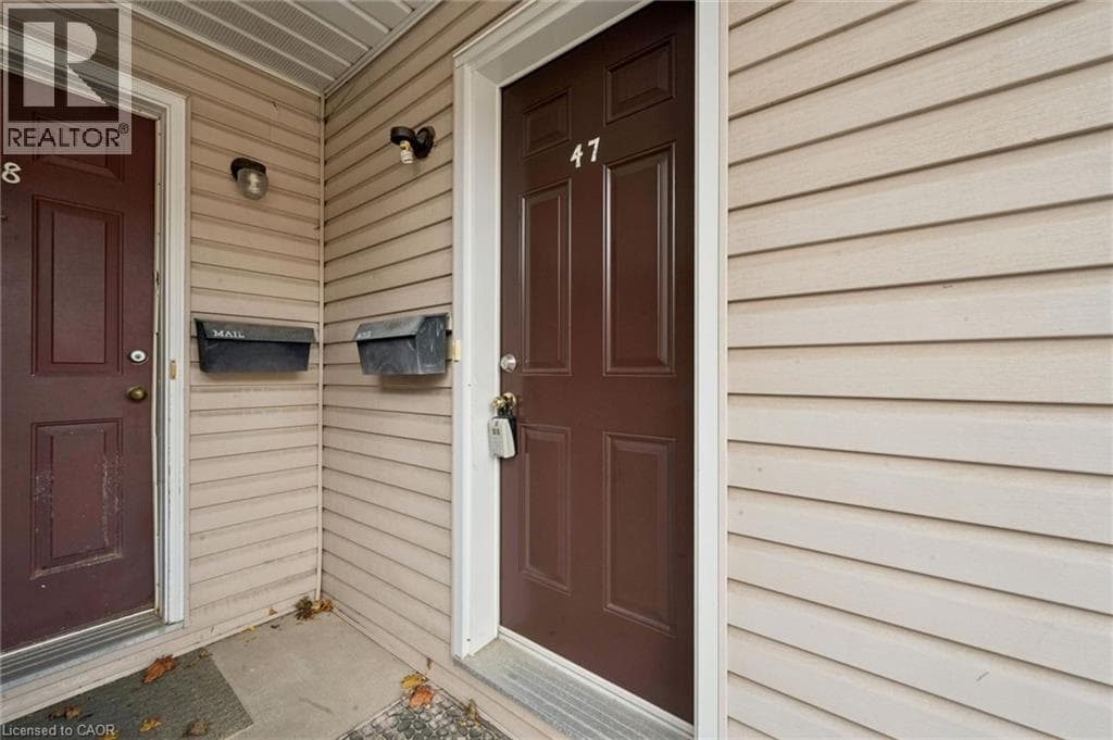 Townhouse for sale at 461 BEECHWOOD Place Unit# 47, Rummelhardt, Waterloo, Ontario, photo 3