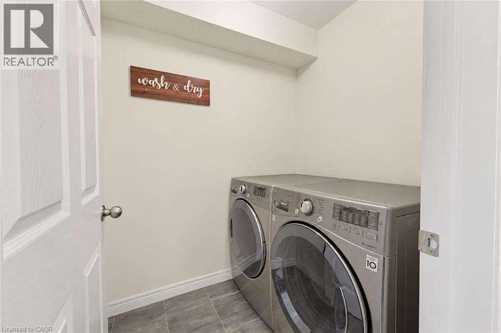 Townhouse for sale at 34 FREER Drive, Ayr, North Dumfries, Ontario, photo 12