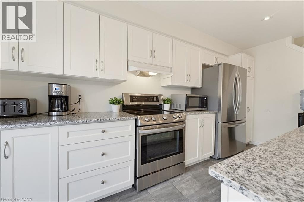 Townhouse for sale at 34 FREER Drive, Ayr, North Dumfries, Ontario, photo 10