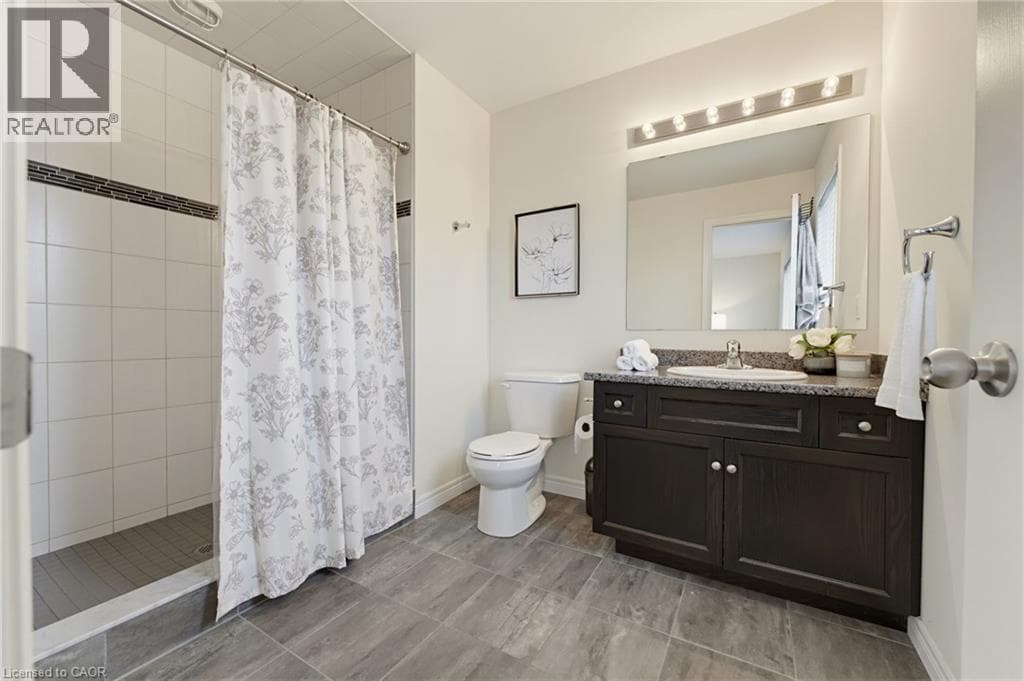 Townhouse for sale at 34 FREER Drive, Ayr, North Dumfries, Ontario, photo 15
