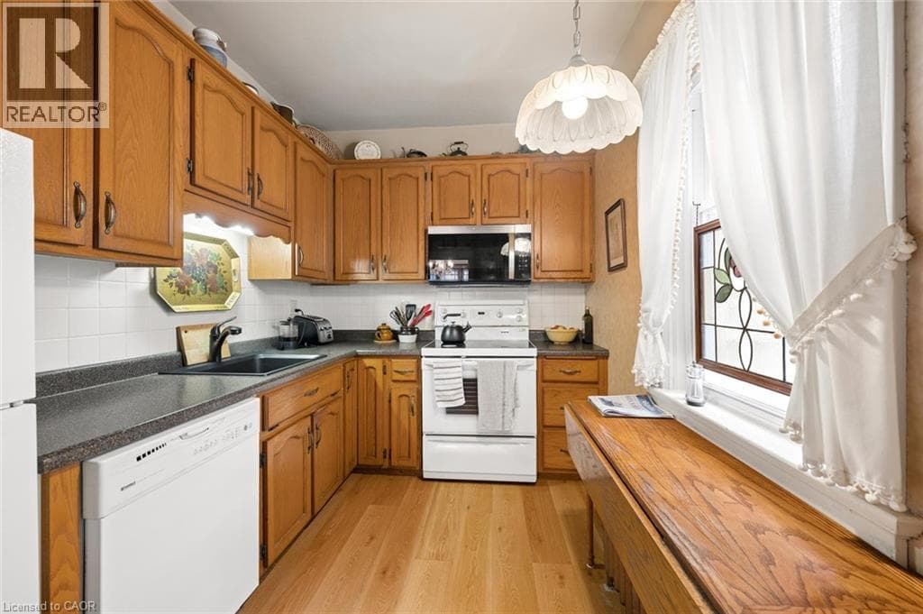 Detached for sale at 62 HEINS Avenue, Victoria Park, Kitchener, Ontario, photo 15