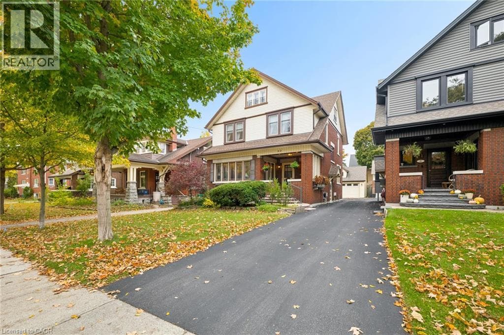 Detached for sale at 62 HEINS Avenue, Victoria Park, Kitchener, Ontario, photo 2