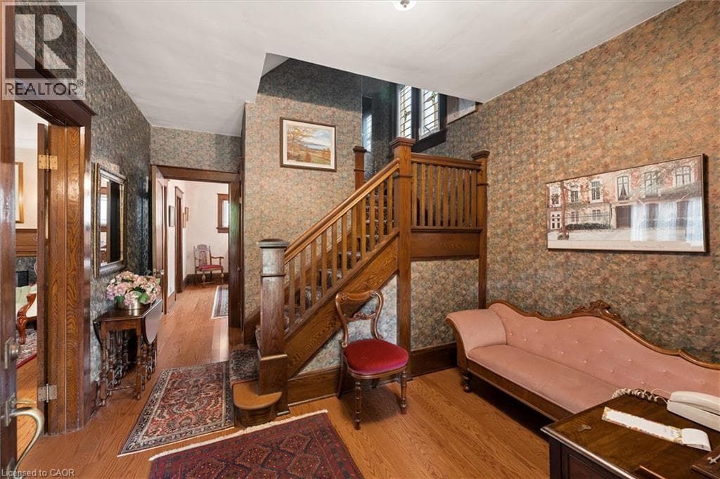 Detached for sale at 62 HEINS Avenue, Victoria Park, Kitchener, Ontario, photo 6